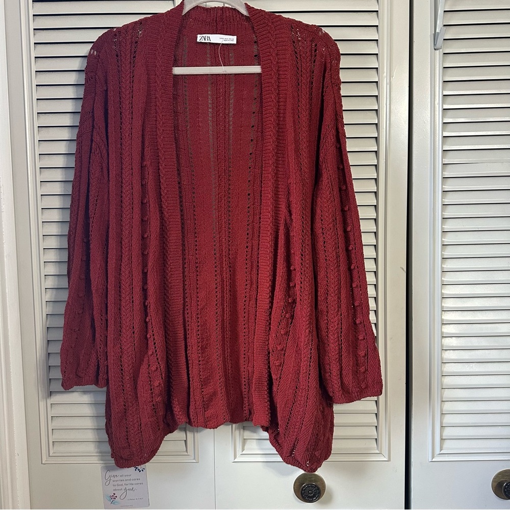Zara Women's Red Open-Front Sweater